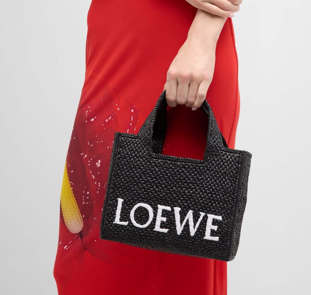 LOEWE x Paula¡¯s Ibiza Font Tote Small Bag in Raffia