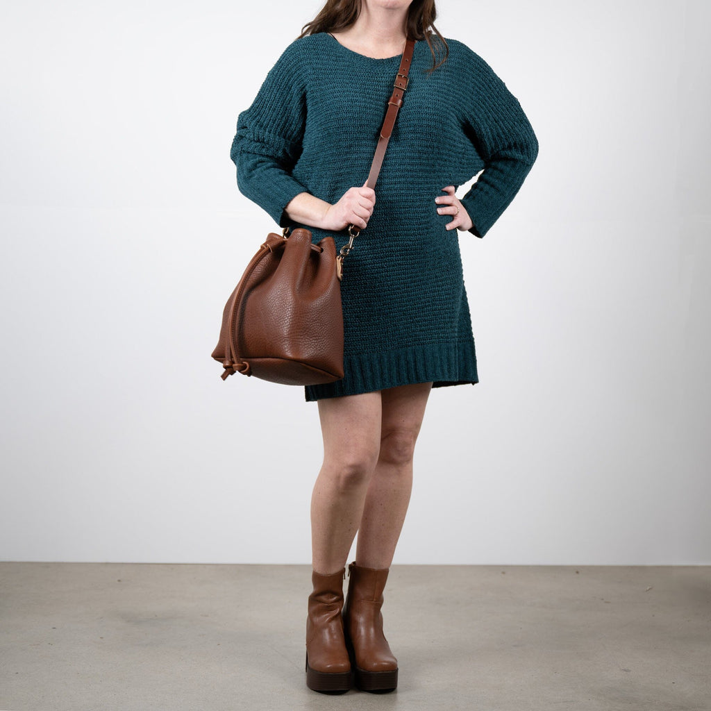 ABBY LEATHER BUCKET BAG - CHERRY BISON